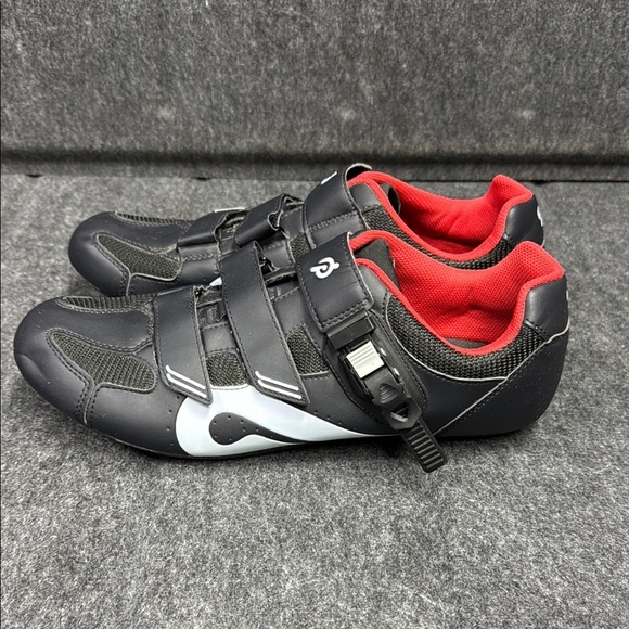 Peloton size 47 Men’s Black and Red Cycling Shoes - Picture 5 of 9